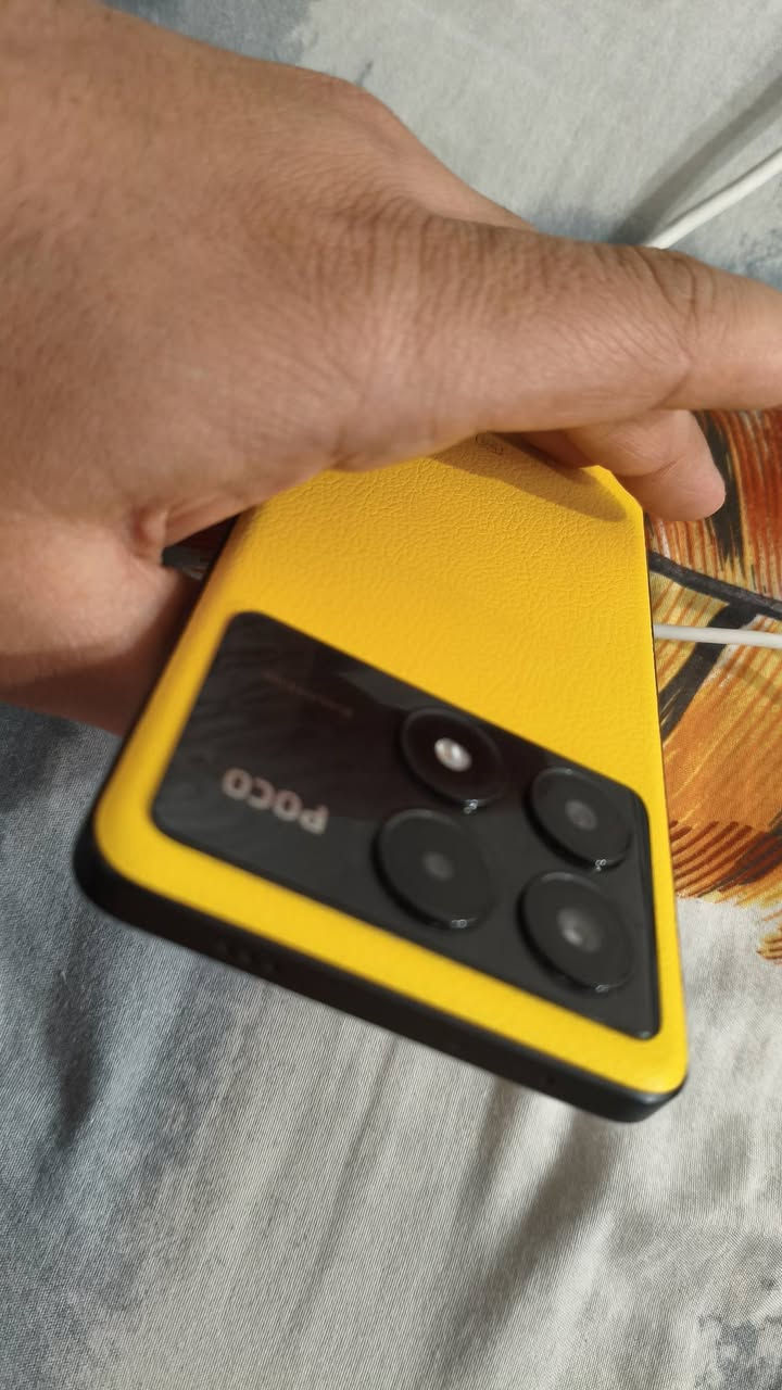 بوكو x6pro فطر بالشاشه السعر 200 وبي مجال


**إذا كنت صاحب هذا الإعلان وتريد حذفه لأي سبب، رجاءا أرسل رسالة إلى الدعم الفني**