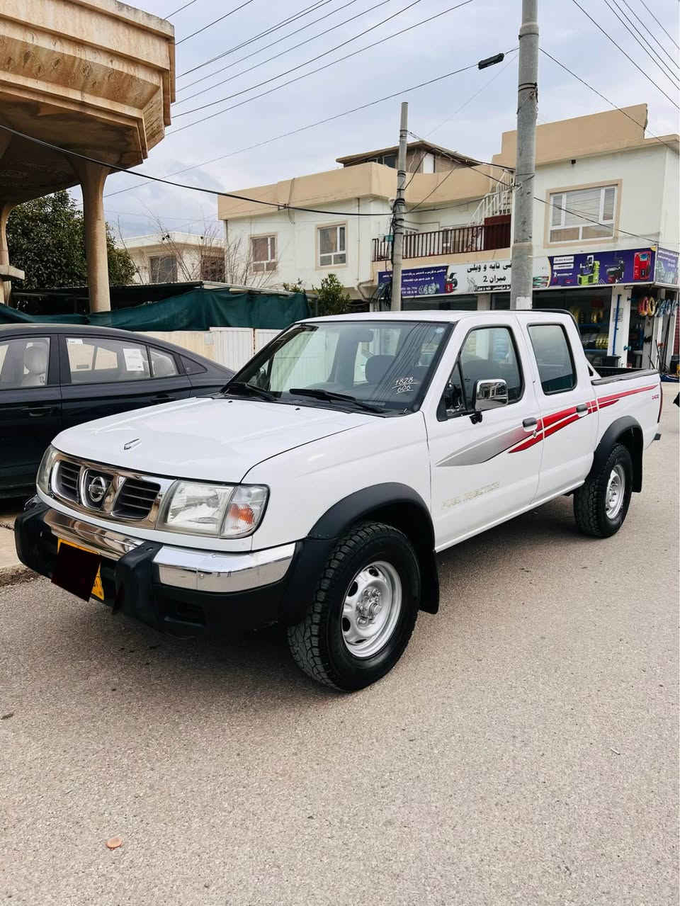 نيسان ٢٠٠٥ تحويل اصلي 
رقم سليماني  سةنةوي تازة
٤ تايةي لوك 
ناوسور  ٤ جام كارةبا 
دةبل اكسلي مةزبوت 
٣ بارجةي بوياخ قرجي نيية 
*********** دار بنديهكان, السليمانية
