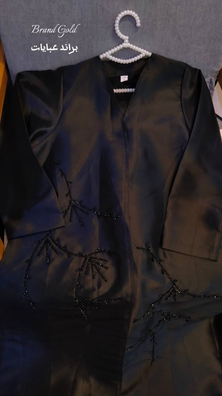 . وصل الجديد في Brand Gold 🔥
قطعة لازم تكون بخزانتك.

الخامه ستن ثقيل اللون لاسود الفاحم 🖤 
القياسات 52/56 ✨
#توصيل جميع المحفضات متوفر 🚘

،
،#عبايات
#عبايات_العراق
#عبايات_نجف
#عبايات_راقيه
#هدايا
#بوكس_هدايا
#هدايا_مميزه
#ستايل
#أناقه
#نجف


**إذا كنت صاحب هذا الإعلان وتريد حذفه لأي سبب، رجاءا أرسل رسالة إلى الدعم الفني**