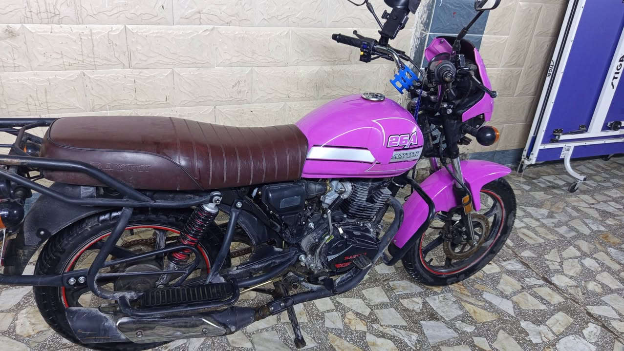 ياا الله سلام عليكم دراجة داي وان محرك 200 دراجة ماشية شي قليل كدامك كيلو متر دراجة برغي ما مفتوح بيهه مكاني بغداد مدينة الصدر: الستفسار خاص : ***********
