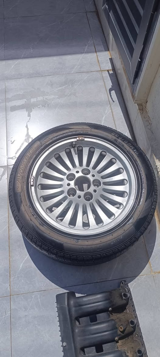 سلام عليكم غراض بي ام للبيع ايرفلو مال كصه دكشن بارد ويل صقر *********** متواجد واتساب
