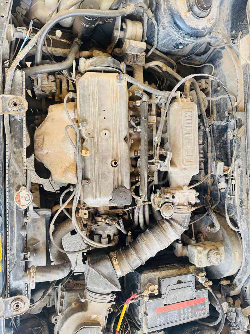 السلام عليكم
سيفيا للبيع
موديل ٩٤ محرك مفتوح
رقم بغداد انكليزي سنوية لغاية ٢٨
تبريد شغال كهربائيات شغالة
تخم تاير جديد 
صبغ حزام 
تحويل مباشر
السعر 33 ورقة
اتصال ***********
