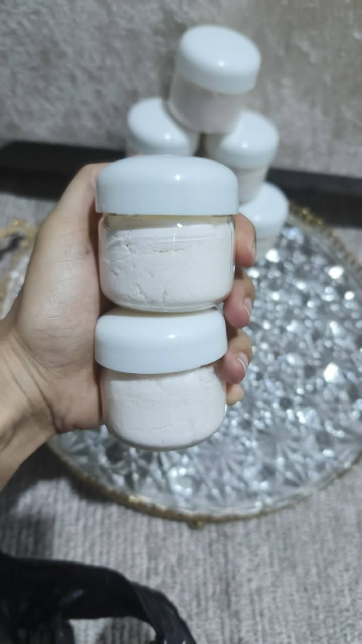 بودرة الشبة المعطرة 
فوائد مزيل لرائحه التعرق ومعطره للجسم 
الا ستعمال لمسة واحدة لكل جانب من الابطين ومناطق الحساسه السعر 5 توصيل مجاني


**إذا كنت صاحب هذا الإعلان وتريد حذفه لأي سبب، رجاءا أرسل رسالة إلى الدعم الفني**
