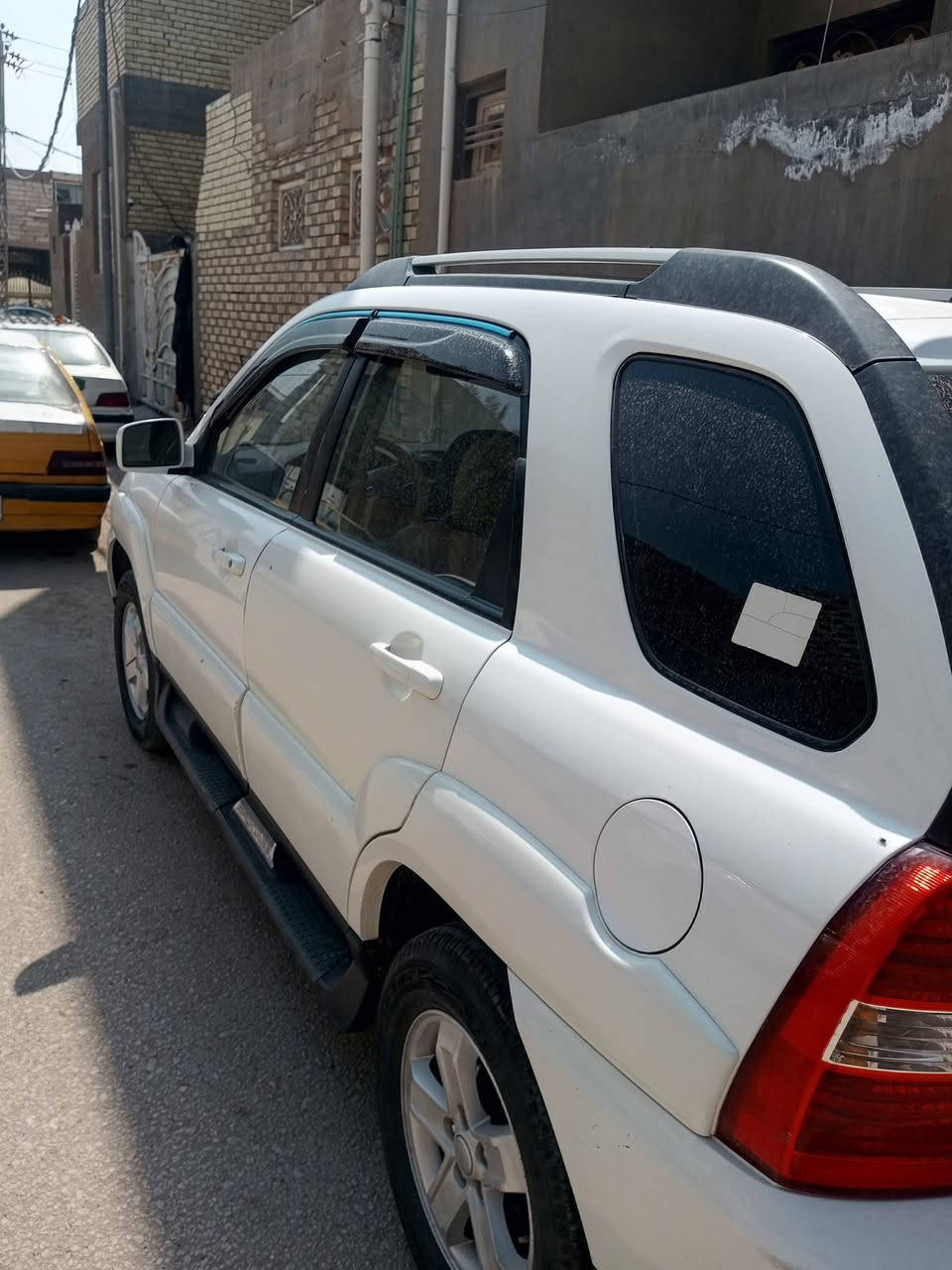 سلام عليكم للبيع
سبورتج 2009 خليجي  

كير محرك تبريد نضيفات كل نقص مابيه 
سياره فول فتحه 
يوبي اس

حدادي 5 تخم تاير نضيفات

رقم ربيل  جديد  سنويه ل31

السياره بدون صبغ فقط باب مبدله بلادي
مسويله ادامامه كامله سياره بلاديه

مكاني نجف كوفه 

السعر 115ورقه  بيه مجال بسيط
***********
***********
