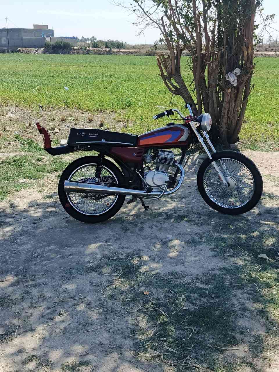 للبيع اربعة كير كلك موديل 21 السعر300 المكان غماس ***********
