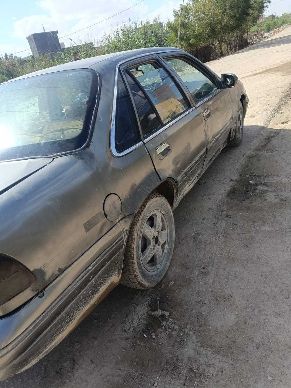 السلام عليكم سياره دايو برنس موديل 1997 البيع التفاصيل داخل الفيديو تشتغل كلشي مابيه سعره 18 ورقه وبيه مجال ابيع  سويج مكانه النجف علوة الفحل هذا رقمي ***********
