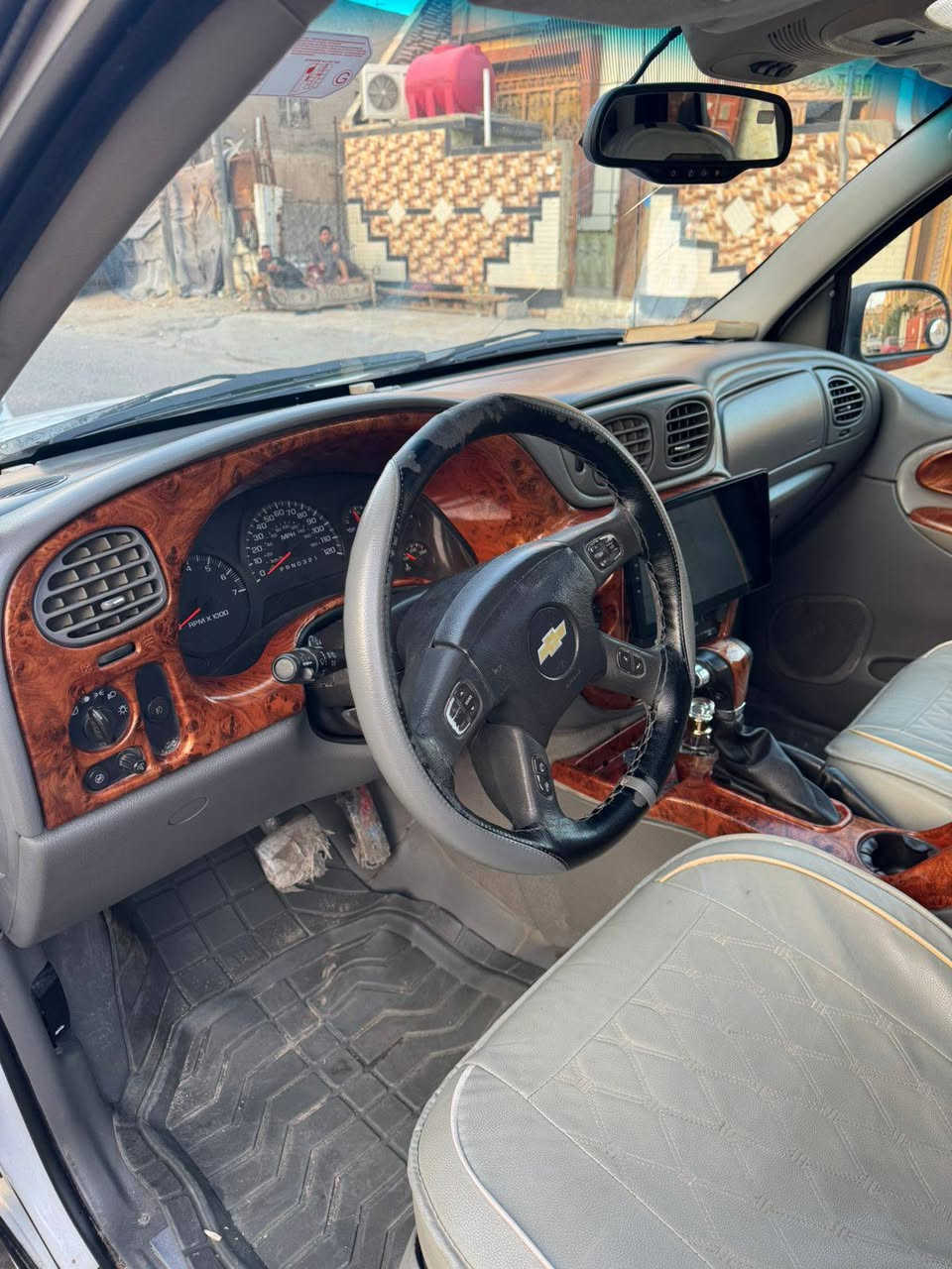 بلايزر مديل 2006 رقم اربيل الدولي فول مواصفات LTZ مكفوله من كلشي ماعده صبغ البنيد جماليه مكينه وكير كفاله تخم تاير حداديه تبريد تتفى جاهزة السعر 105 وبيها مجال العنوان البصره ***********
