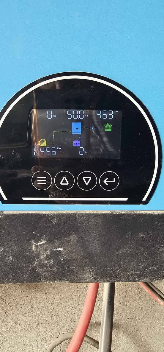 انفيرتر ٤،٢ كيلو واط نظام ٢٤ فولت
تنطي ١٥ لحد ١٨ امبير و تكدر تشد عليها لوحات عدد ١٠ حجم ٦٠٠ واط او ٦١٥ واط
يشحن بطارية سرعتة يبدي من ٣٠ امبير لحد ١٢٠ امبير كركوك, العراق


**إذا كنت صاحب هذا الإعلان وتريد حذفه لأي سبب، رجاءا أرسل رسالة إلى الدعم الفني**