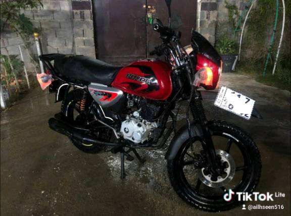 السلام عليكم شباب 
بوكسر جبلي للبيع مديل 2022 طالعه ب2023
مرقمة لوحات انكليزي تحويل ثاني يوم 
دراجة خير من الله مكينه ناعمه نقصه سلف بس السعر مليونين و100الف
للتواصل واتساب ***********
مكاني بغداد سبع قصور ❤️
لللمعلومة دراجه ستخدام شخصي من البيت للشركه 20دقيقه واصل شركه نوب من شركه للبيت 15دقيقه واكذه ستخدامه 