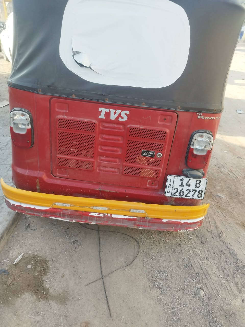 سلام عليكم تكتك للبيع موديل 20 رقم وسنويه جاهزه للشارع سعر 6 مليون تصال وتساب ***********
