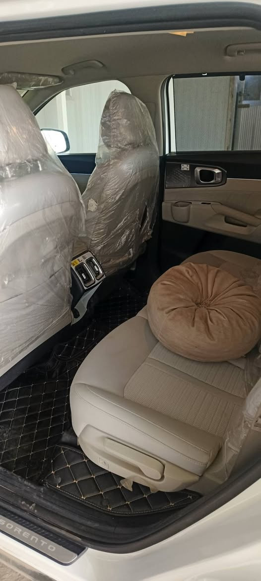 ام عليكم سورنو2024 مواصفات الدوليه ضمان 8تبديلات كفاله عامه ماشيا 14000كمرقم بغداد باسمي 
مواصفات ويل 19 كير موس سايدبريك دكمه حساس أمامي خلفي بردات صندوق كهرباء كراسي اماميه كهرباء للاستفسار الاتصال على الرقم *********** مكان السيارهوالعامريه جانب الكرخ بغداد, العراق
