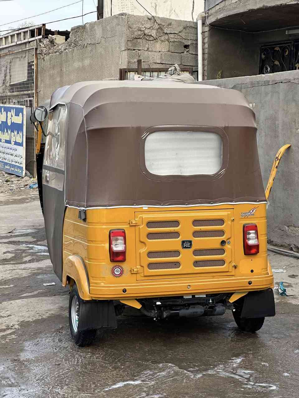 سلام عليكم شباب تكتك للبيع20 تكتك كفاله عامه لادوس ولا قطره صبغ بيه فقط بيه بارد بل لغد ولباقي كفاله مكينه احسل خير من لله مكان بغداد لبياع اي ستفسار تصل وتدلل *********** ما متواجد خاص
