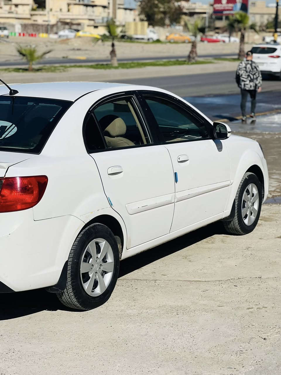 السلام عليكم
بيع مستعجل

كيا ريو (2011)

السعر (100)

السياره وارد كوري

رقم اربيل انكليزي جديد سنويه جديده

فقط بس يحتاجلها هزا

ضرر قطعه وحده الجاملغ الخلف السياق

موضح بل صور

كابون بيها

محرك 16 بلادي

كير ومحرك بشرط

حداديه جديده

تخم تاير جديد

السياره ماناقصها شي

***********
