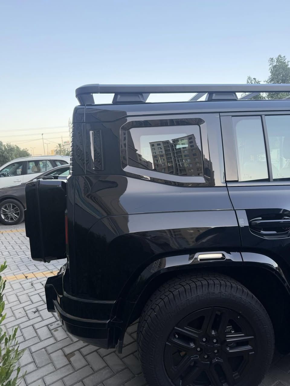 لسلام عليكم 
للبيع جيتور t2 luxury plus
السيارة موديل 2026
السيارة ماشية 3800 
السيارة بانزين فقط 
داخل زيتوني 
فول مواصفات طبعا غنية عن التعريف فول الفول اعلى فئة بال t2 
طبعا السيارة كفالة عامة من كلشي السيارة على وضع الشركة 
ضمانها موجود وكلشي
السيارة باسمي تحويل ثاني يوم 
سعرها 44 مليون دينار عراقي
رقم بغداد 
موقع السيارة 
بغداد / جزيرة بغداد السياحية 
للتواصل والاستفسار 
الرقم 
***********
