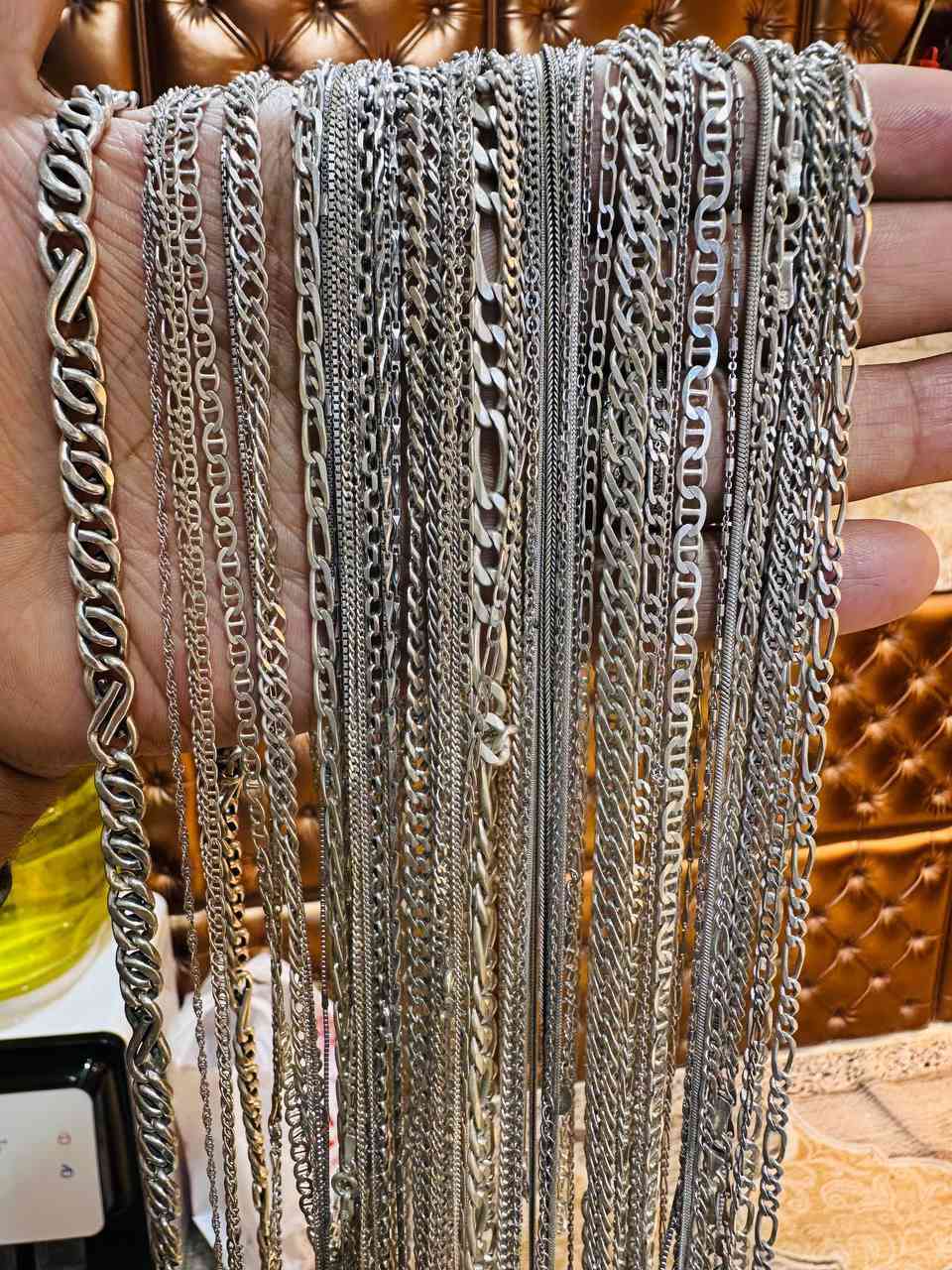 متوفر
500 غرام زناجيل فضه رجالي & نسائي 
سعر الغرام 3,750 غير قابل للتفاوض 
الديوانية.. سوق التجار..قيصريه الصياغ


**إذا كنت صاحب هذا الإعلان وتريد حذفه لأي سبب، رجاءا أرسل رسالة إلى الدعم الفني**