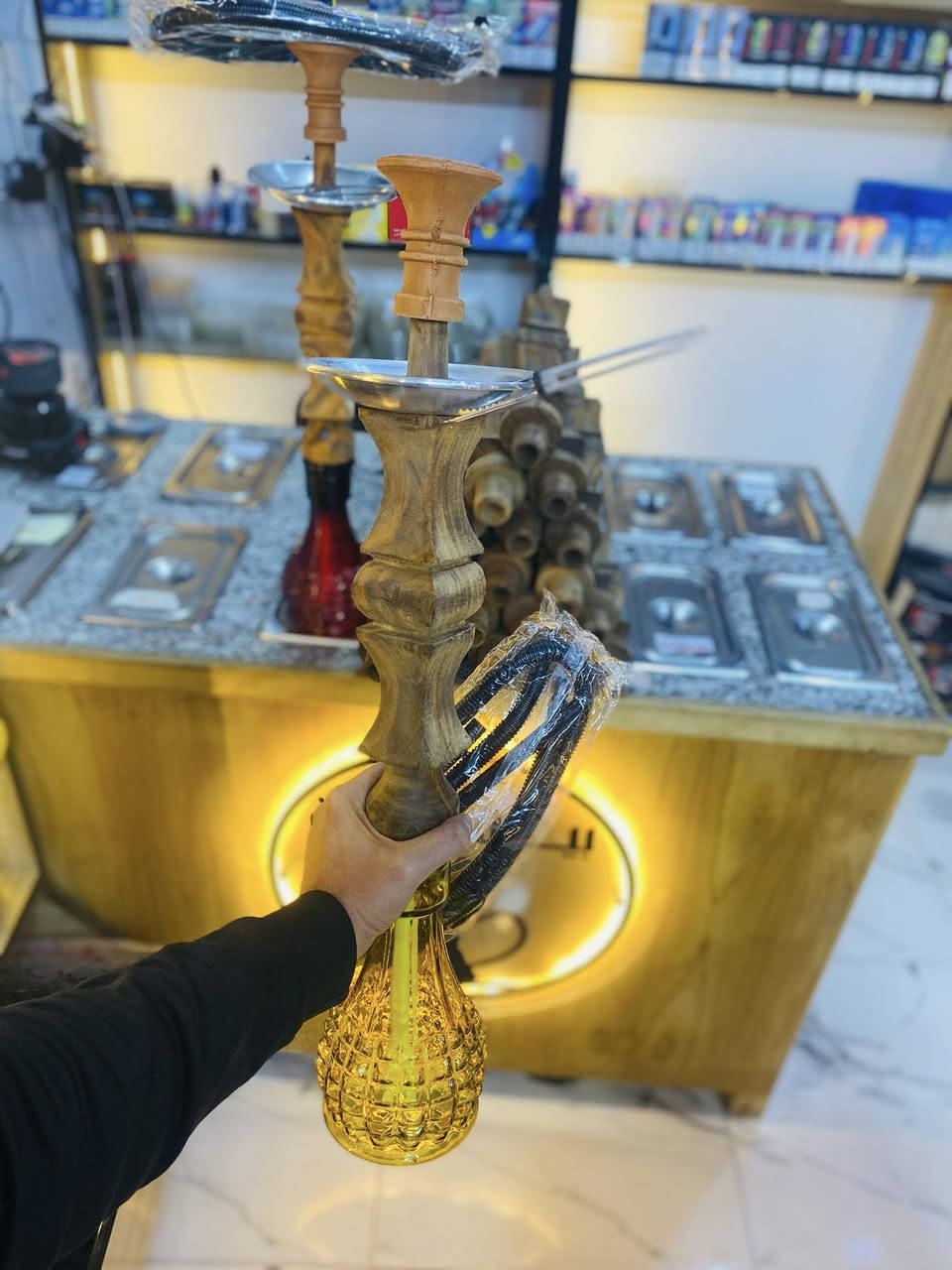 اركيل خشب. مع كافة الملحقات. ب4 الف. دينار فقط.  قمجي فنجان ماشه. غطاس         العنوان. الولايه شارع الرئسي. مجاور مطعم السيد. 
الواتساب. ***********
