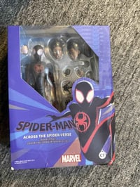 القطعة • توصيل متوفر