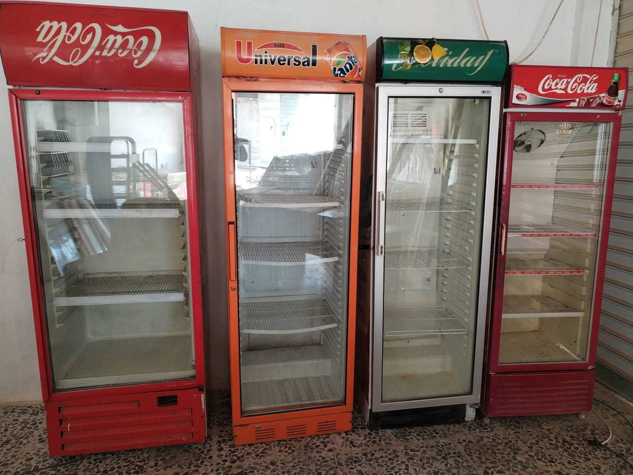 رفوف جداريه 
رفوف وسطيه 
رف جرزات
سلات جبس
عارضه مشروبات 
عارضه احذيه
عارضه بهارات
مجمدات
عارضه تعليق هوكات
ميزان إلكتروني 
موصل ايسر 
*********** اتصال و وتساب 
*********** اتصال فقط 
خاص مفتوح 
ملاحضه.. حجز اغراض ما عندي
