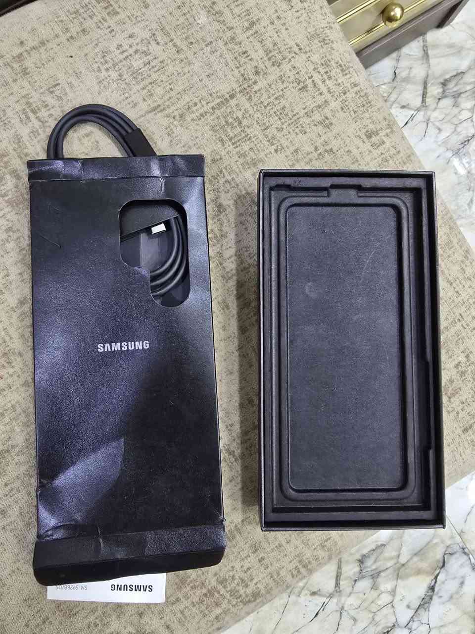 ​🚀 للبيع: Samsung Galaxy S24 Ultra
مستخدم (شبه جديد) 💎
المساحة التخزينية: 256 جيجابايت
الرام: 12 جيجابايت
​الجهاز نظيف جداً (خالٍ من العيوب تماماً).
الكرتون الأصلي متوفر بس الضهر  مع سلك الشحن].
السعر المطلوب: [900] قفل قفل بدون أحراج 
​📍 الموقع( ذي قار قضاء رفاعي


**إذا كنت صاحب هذا الإعلان وتريد حذفه لأي سبب، رجاءا أرسل رسالة إلى الدعم الفني**