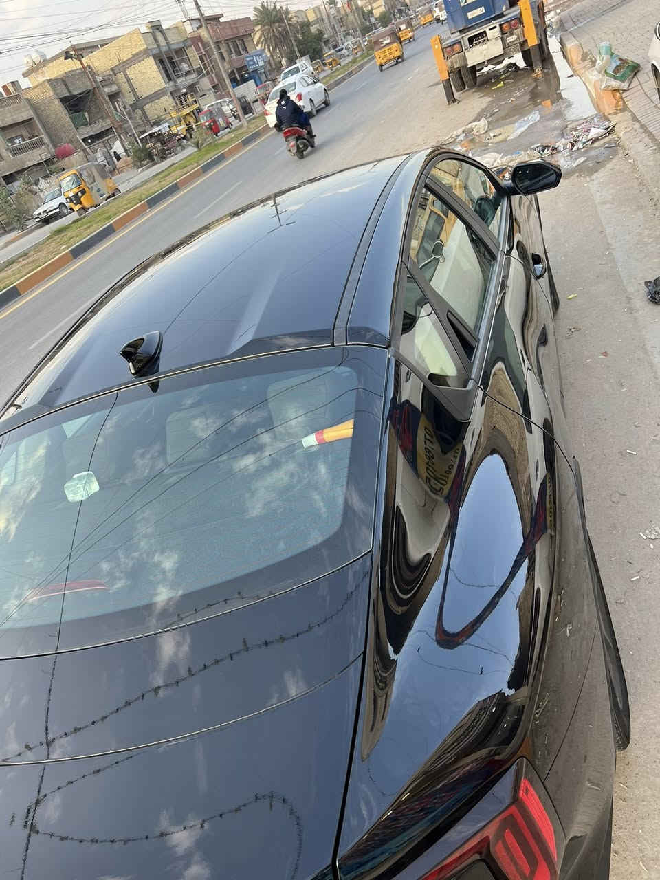 كي فور موديل 25 سياره جديده  2 قطعتين  صبغ  بدون دواخل سعر 150 وبيه مجال ماشيه 20 الف 
حي اور ***********
