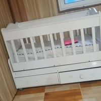 سرير اطفال • مع مرتبة • لحد ٤ سنين