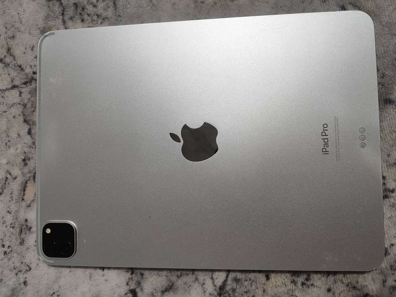 ایبات 11برو m2شاشە اشتغل بس مکسور 128کیکا سعر450


**إذا كنت صاحب هذا الإعلان وتريد حذفه لأي سبب، رجاءا أرسل رسالة إلى الدعم الفني**