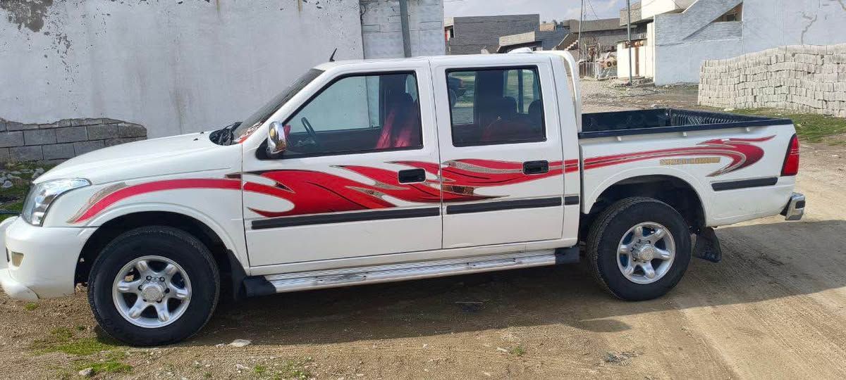 ژ.م (***********)         سەرەتا بەناوی خوای گەورە 
گۆنا (2009)  سەیارەکە بێ بۆیاخە زۆر زۆر پاک ماوەتەوە تەنها (74000) حەقیقی ڕۆشتوە گێڕو  مەکینەو ئەکسلی بەشەرت تەبرید ساردو گەرمی مەزبوت تەقەو ڕەقەی نیە سەیارەکە تنو تۆڵە چوار جام کارابای ناو سور  تاقمێ تایەی لۆکی لەسەرە کارەبای کامل مەزبوت ئیش ئەکات سەیارەکە ماڵی دۆستە شوێن سلێمانی نرخ (65$)
           T.B(سەیارەکە ساڵێکە سەنەوی بەسەر چوە) السليمانية, العراق
