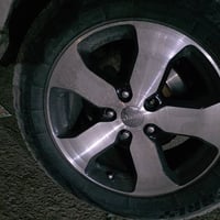 للبيع تخم ويلكب و تاير  + سبير  جديد كلش حجم ١٨  مكاني بغداد  07723674...