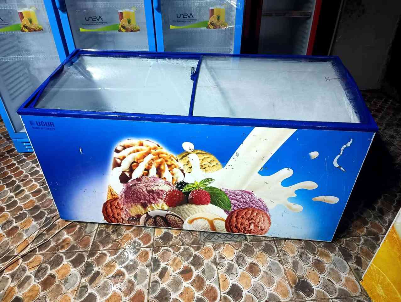 عارضات عمودي وطرحي رفوف جانبي وسطي عنوان حله ابو غرق ***********
