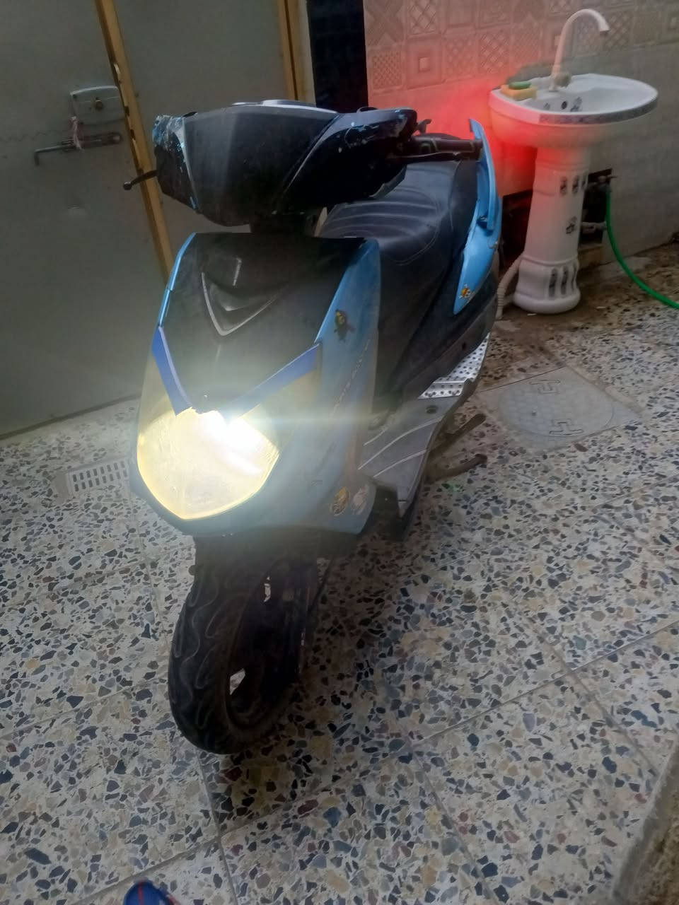 سكنس فحل رياضي  كابريتر .
سعر 250
مكاني بغداد مدينة صدر قطاع72


**إذا كنت صاحب هذا الإعلان وتريد حذفه لأي سبب، رجاءا أرسل رسالة إلى الدعم الفني**