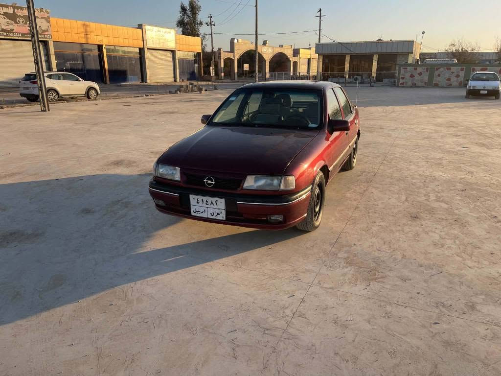 اوبل فكتر مديل 1992 سياره بدون ضربه صبخ عال للجمالي محرك كير شرط 18 كربائي باتر تيارات صدر كوله شرط سياره بسمي سعر 39 مكان كركوك رقم موبايل ***********, {***********} كركوك, العراق
