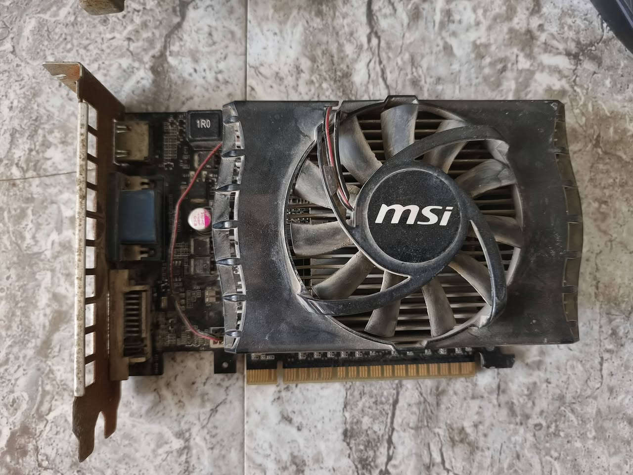 كروت شاشة للبيع سعر الكارت الواحد ٢٥


**إذا كنت صاحب هذا الإعلان وتريد حذفه لأي سبب، رجاءا أرسل رسالة إلى الدعم الفني**