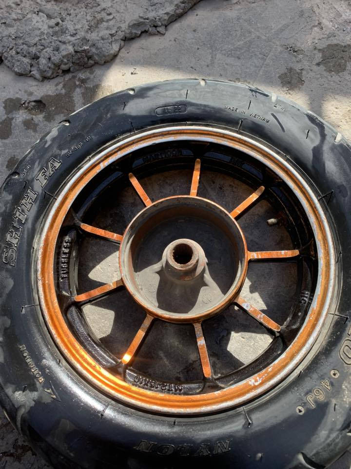 سلام عليكم ويل ماكس رياضي حلو ومرتب (خلفي)
***********
