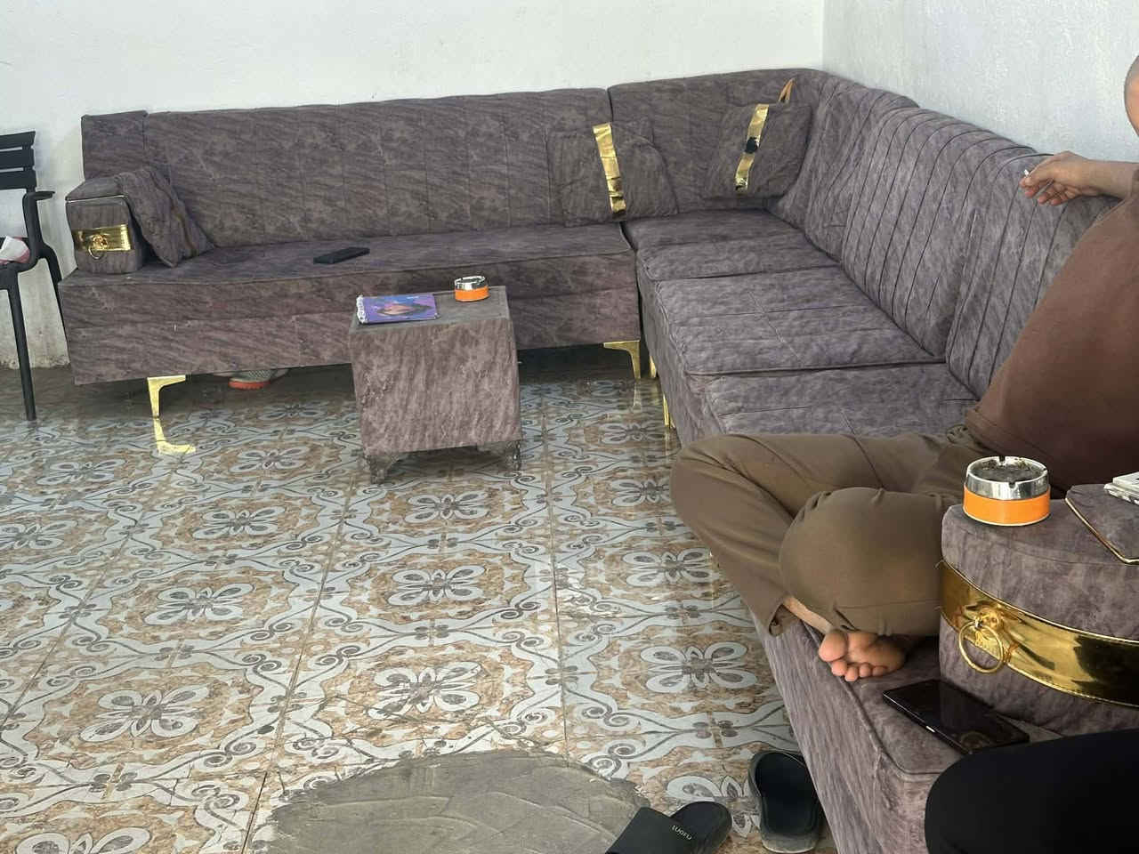 سلام عليكم شباب كوفي اللبيع عنوان حي الجامعة قرب صيطرة المدثره الستفسار 
***********واتساب فقط
