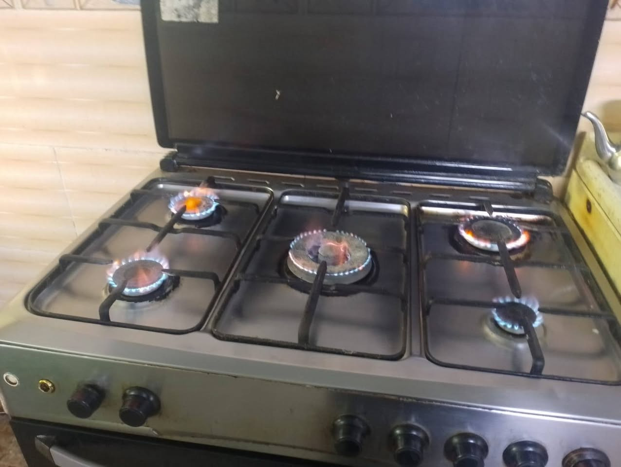 #للبيع طباخ 
سعر 125 
العنوان:بغداد الإصلاح شارع الجزيره مقابل بوب الشام


**إذا كنت صاحب هذا الإعلان وتريد حذفه لأي سبب، رجاءا أرسل رسالة إلى الدعم الفني**