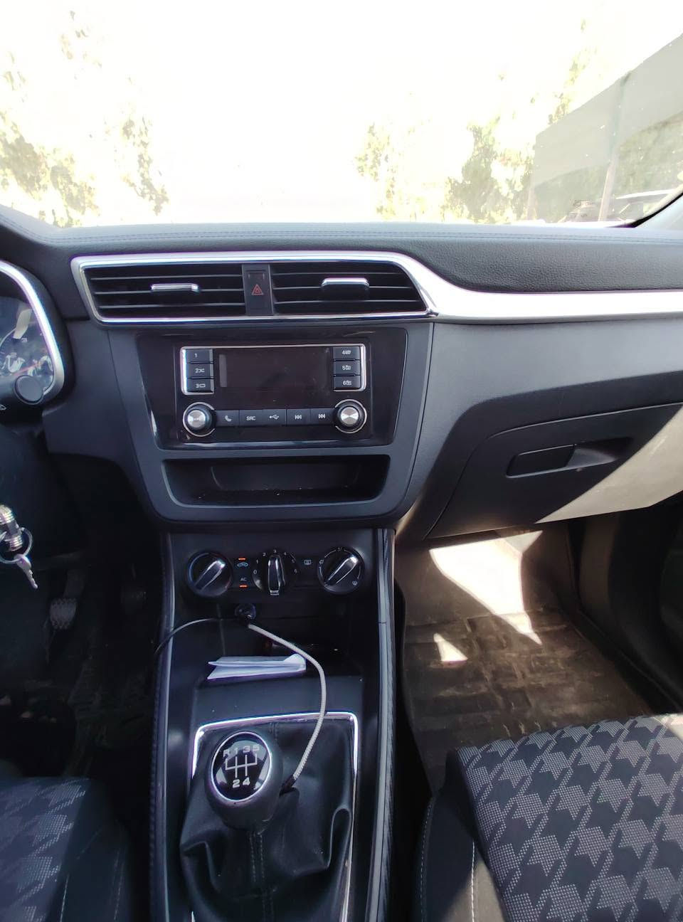 MG ZS هیچی نیە سیارەکە زۆر خاوێنە 24هەزار رۆیشتیە مۆدیل 2023          
ژ.م  *********** أربيل, العراق
