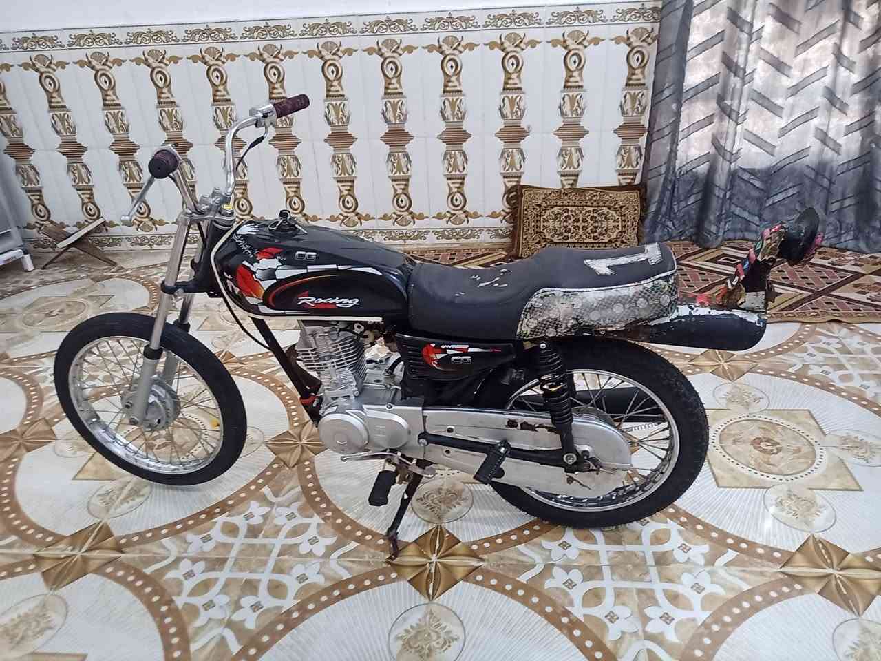 سلام عليكم نامه شلامجه نضيفه دراجه سعر خاص  بدون بيه بس بليته مال شاصي رقمي بيه وتساب ***********
