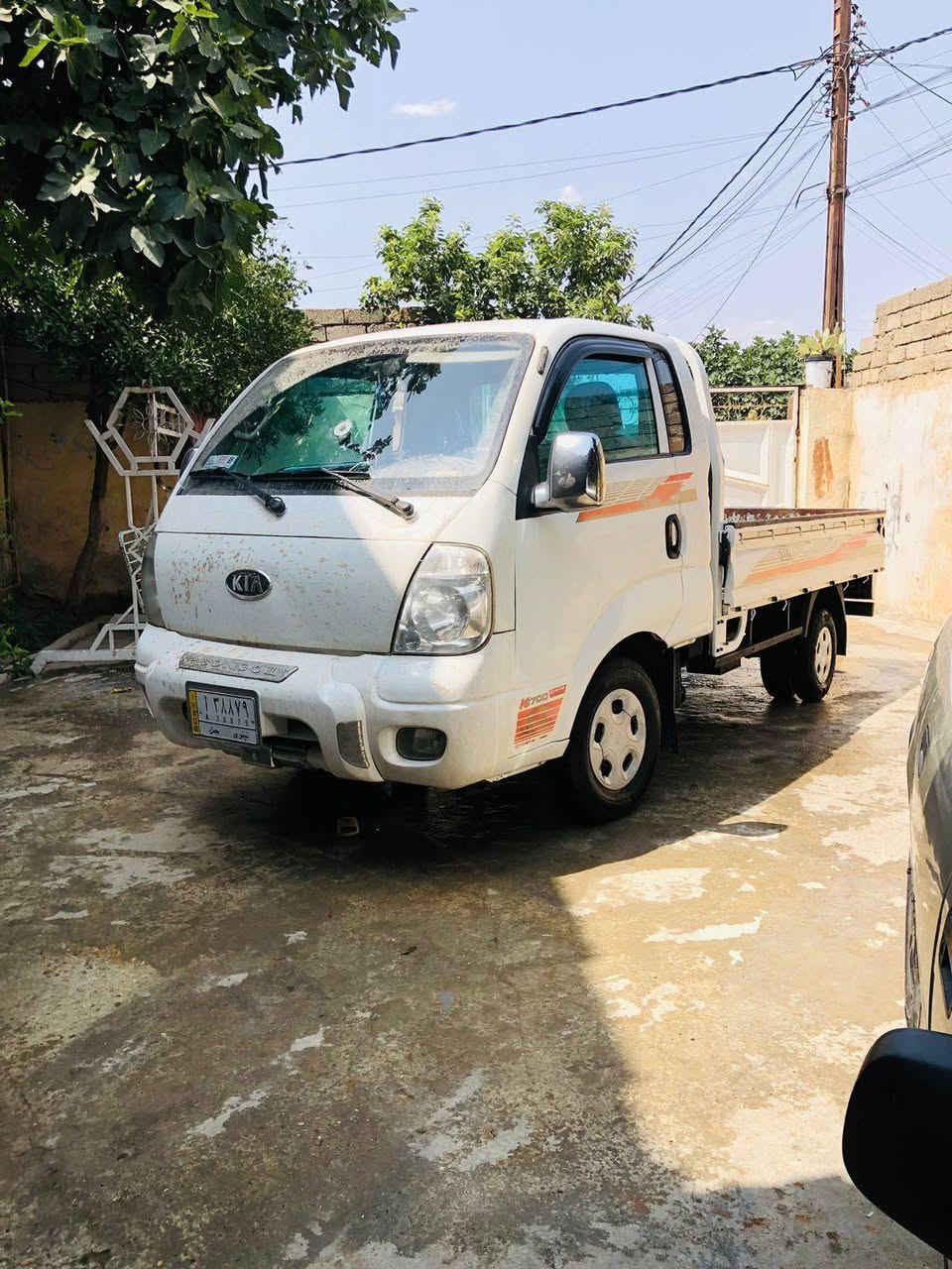 سلام عليكم
كيا حمل موديل 2007
سياره لوڪ
ما يحتجلها اي شي خير من الله 
تخم تواير جديد محرك 100/100
ذاخل نظيفم كلش
بيها شغله بصيط عل بارد 
رقم نينوئ 
سنويه ل.   2027
يردلها تسجيل حصه كازه 
سعره 100قفل 🔒
مكاني الموصل 📍
رشيديا /قره قوين 
***********📞
