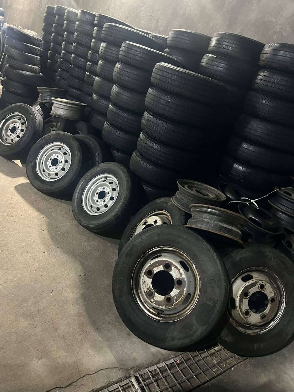 للبيع جمله فقط
جميع كصاات وأبواب بنكو 
***********
