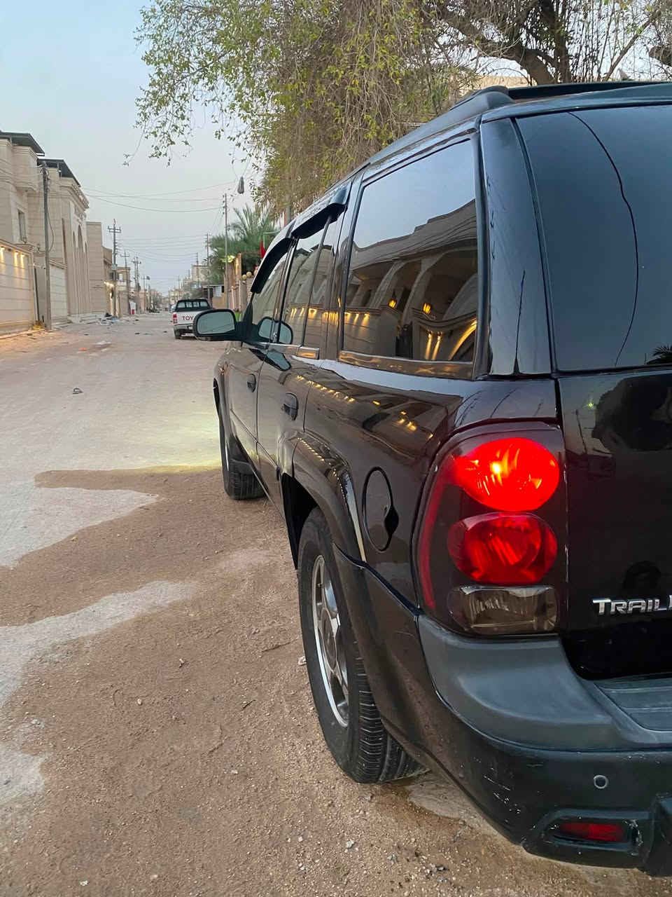 السلام عليكم  
بلايزر 2006 الفئة ls  لايت زنون عالي ناصي كشاف 
رقم اربيل (تريد تحويل تريد وكاله )راعيها صاحبي ببغداد 
تبريد ثلج منضومة توني شادها 
محرك توني شاده صارله شهرين 
كير يخبل 
تايرات جدد توني شادهن صار شهر 
حداده نضافه فوول 
دوشمه جديده ارضيات وكشنات
سياره مال جناي وتعبان بيها 
كهربائيات مشتغلها من جده وجديد 

ملاحضة (سياره وارد كندي بيها جاملغ جهه السايق  وسونار موجود سياره حلوه تخبل تجنيها تترحملي الله وكيلك)
مكانها البصرة الزبير 
***********
اتصل وتدلل 

الســـــعــــــر 108 وبيهه مجال
