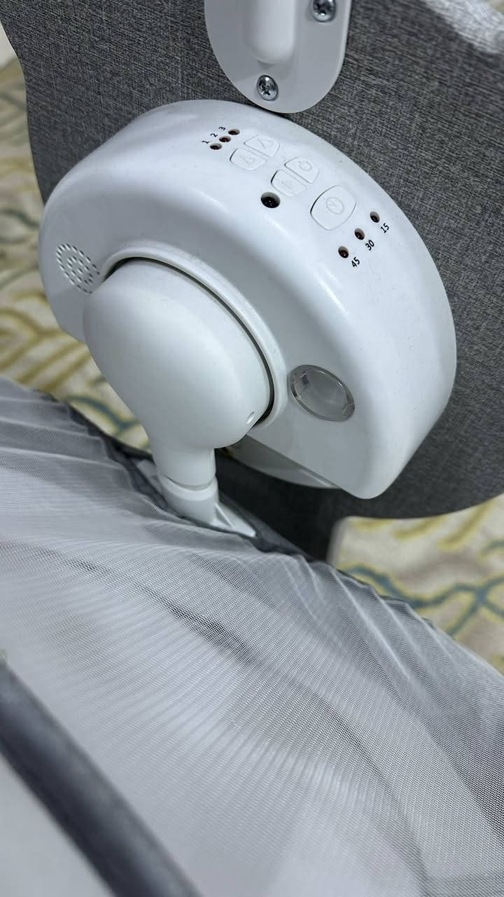 كاروك يهز الطفل ع الكهرباء يعني الام متتعب تنام وهيه مرتاحه وتخلص شغلها وهيه مرتاحه والطفل بسابع نومه 😂 بي ٣درجات وبي مؤت اذا تحبين فتره ويوگف ربع ساعه ونص ساعه وثلاث ترباع الساعه وبي موسيقى وگلوب حتى بالليل تشوفين الطفل وياا هديه الدوشگ مالته بعد اكو احلى من هيج 🥹


**إذا كنت صاحب هذا الإعلان وتريد حذفه لأي سبب، رجاءا أرسل رسالة إلى الدعم الفني**