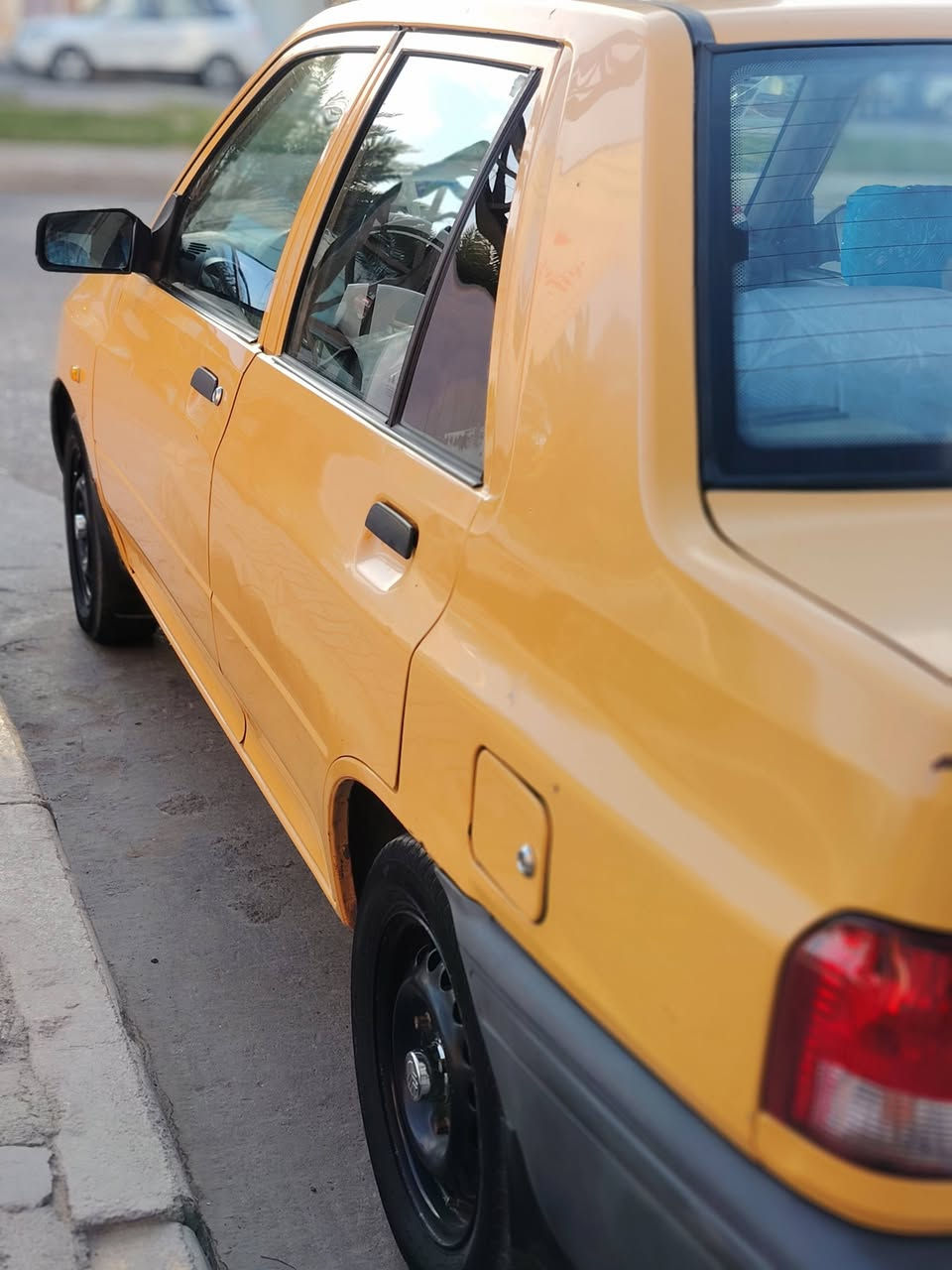 سلام عليكم سايبه ١٨ صفر للبيع
بيه بدايت خيط بخار

كشر مكفول

تدفها تبريد مكفول.

كير مكفول

سياره خير من الله

عليها غرامات يوكع من سعرها حسب الاتفاق

هيهه  مصفره رعيها موجود

مكاني كربله الطاقه 

***********
