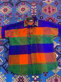 قمصان ملونة • استعمال خفيف • مقاس ٣٨-٤٠