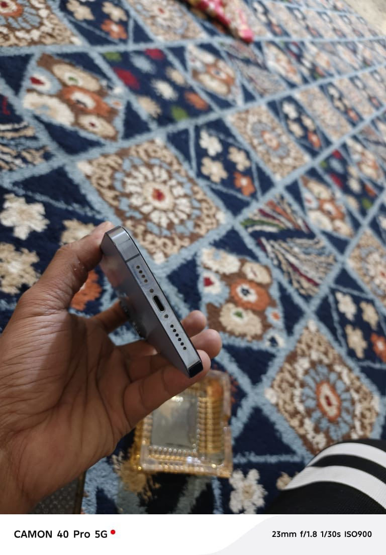 ايفون 13 برو ماكس ذاكره 256 الجهاز مكفول عربي شرق اوسط وليس امريكي بطاريته 82 لامعلايه ولا شي فقط بيه الكامرا رقم 2 وكفت ومماثره وتكدر تصلح بس عليمن الحهاز ينفتح رايده ب740 وبيه مجال


**إذا كنت صاحب هذا الإعلان وتريد حذفه لأي سبب، رجاءا أرسل رسالة إلى الدعم الفني**