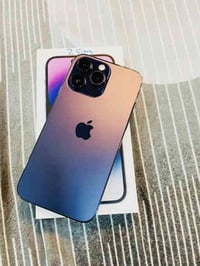 14 برو ماكس 256  دبل خط بنفسجي  بطاريته 84 نظافته 100 ملحقاته كامله سع...