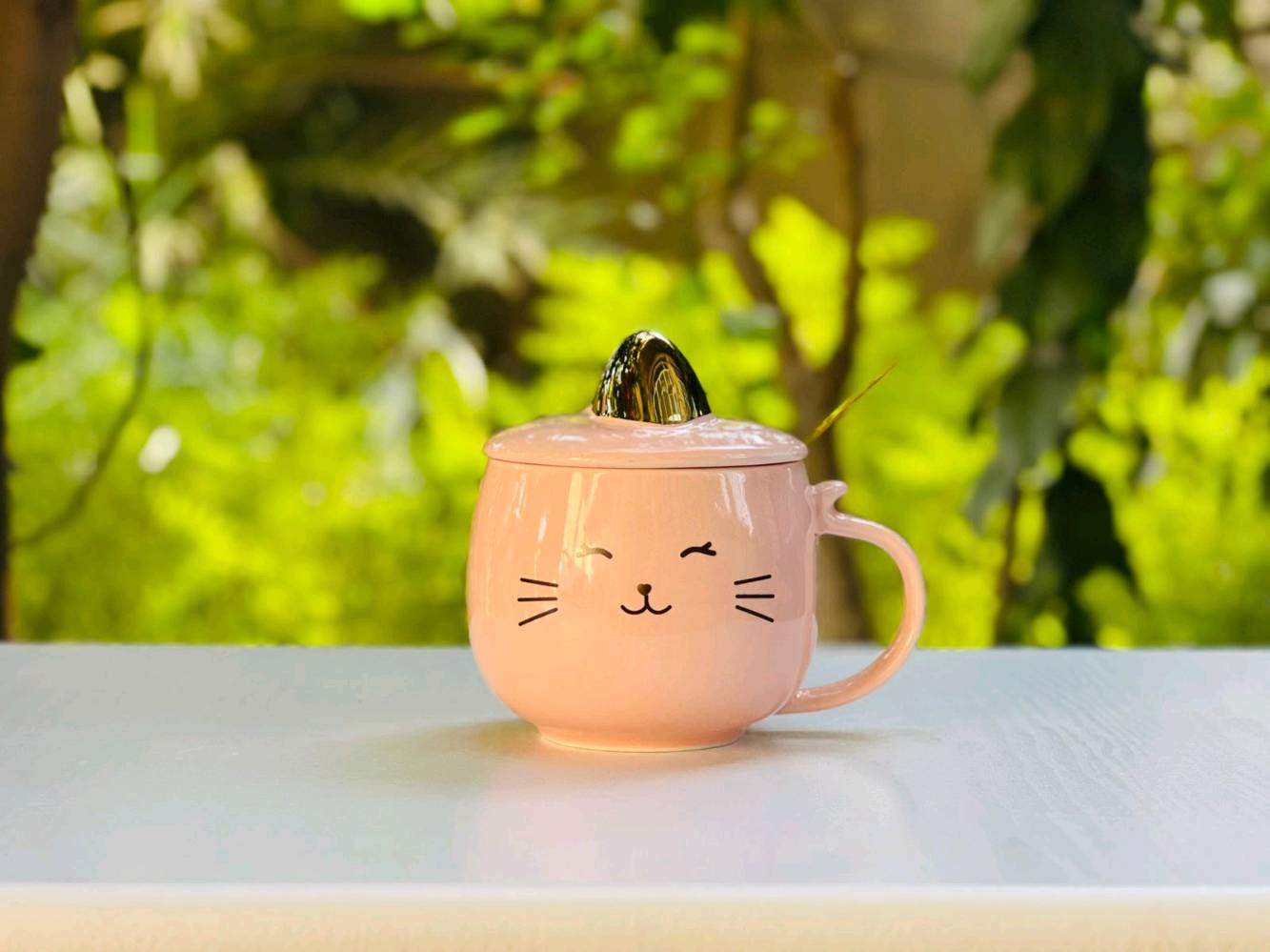 ✨ كوب شاي أنيق وفخم ✨
جودة عالية وتصميم مميز يناسب الاستخدام اليومي أو كهدية جميلة 💙
☕ متوفر الآن بسعر 5000دينار 
🚚 توصيل داخل بغداد وخارجها
📩 للطلب أو الاستفسار راسلني خاص