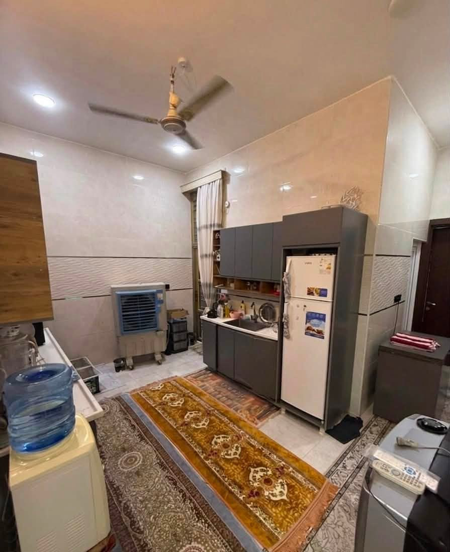 للبيع – أو المراوس / تقسيم أم خالد شارع العارضه
دار حديثة البناء بموقع مميز على شارع العارضة، تبعد مسافة قصيرة جداً عن الكورنيش، وتتميز بتصميم أنيق واستغلال ممتاز للمساحة.

▪️ المساحة: 100م 
▪️ بناء حديث وتشطيبات راقية
▪️ موقع هادئ ومخدوم
▪️ قريبة جداً من كورنيش زوير 
▪️ مناسبة للسكن العائلي

للاستفسار والمعاينة:

مكتب التصميم للعقارات
***********
***********

📍 بابل – حي الصحة مجاور جامع الهندي
