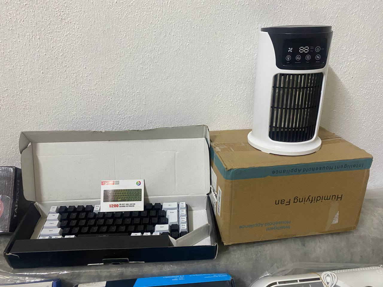 السلام عليكم
غراض امزون شرط كلها شغال  ابيع شلعه كلها قيم اذا سعرك عجبني ابيع 
مكاني موصل حي رشيديه  ***********
