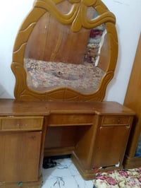 جربايه وميز مرايه وزاويه لبيع ب135 بيهن مجال /07829335909
