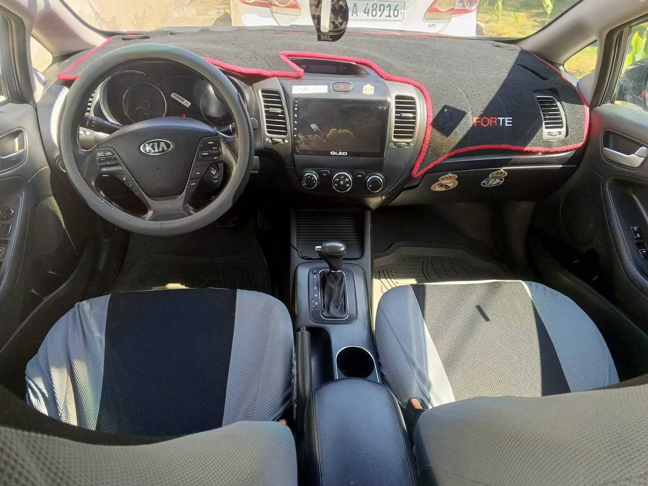 سلام عليكم كيه فورتي موديل 2014محرك 2000دوش  مكاني بغداد حي لجهاد سعر 110وبيها مجال حك جيه اي استفسار علا هاذرقم ***********
